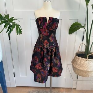 Super Cute David Meister Cocktail Dress.